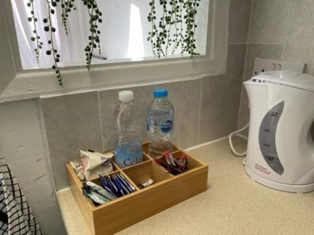 "The Quirky" Seafront Apartment อีสต์บอร์น ภายนอก รูปภาพ